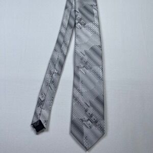Stacy Adams Mens Tie 100 Percent Silk Hand Made Geometric Pattern Silver Gray